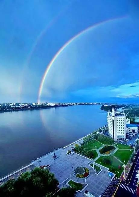 琉璃彩画百度百科_彩虹琉璃霓裳原图_琉璃彩绘