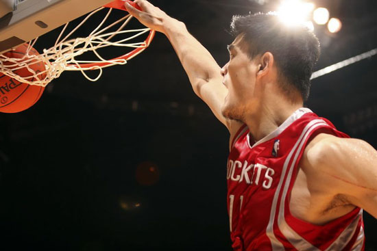 姚明nba年薪多少_姚明是哪个大学的_nba2k11姚明
