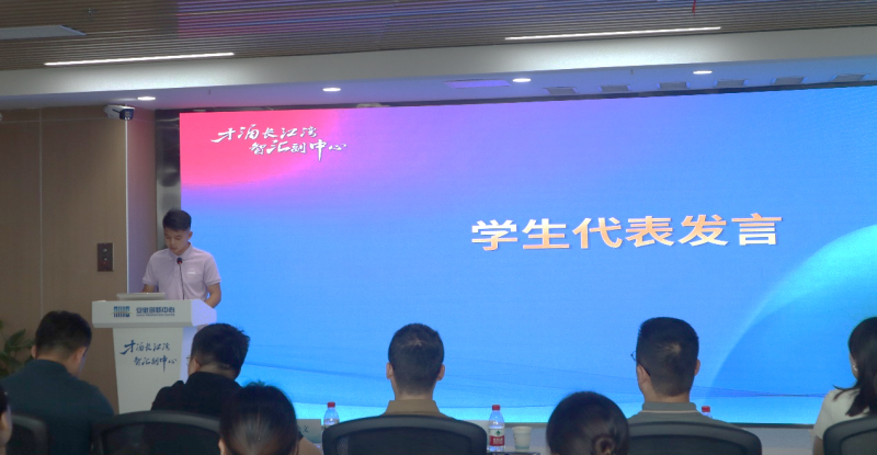 新视野大学英语听说3答案_新航道听说并进2答案_新航道听说并进答案
